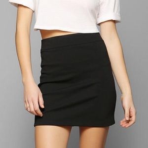 NWOT Silence + Noise skirt